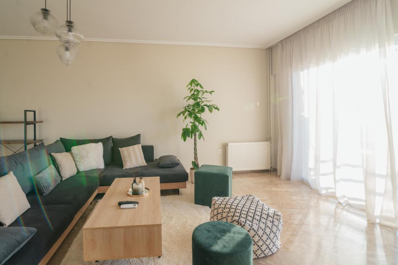 Sea Front Luxury Apartment Patras Extérieur photo