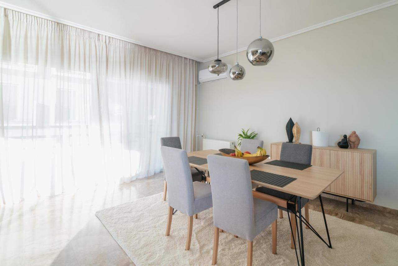Sea Front Luxury Apartment Patras Extérieur photo
