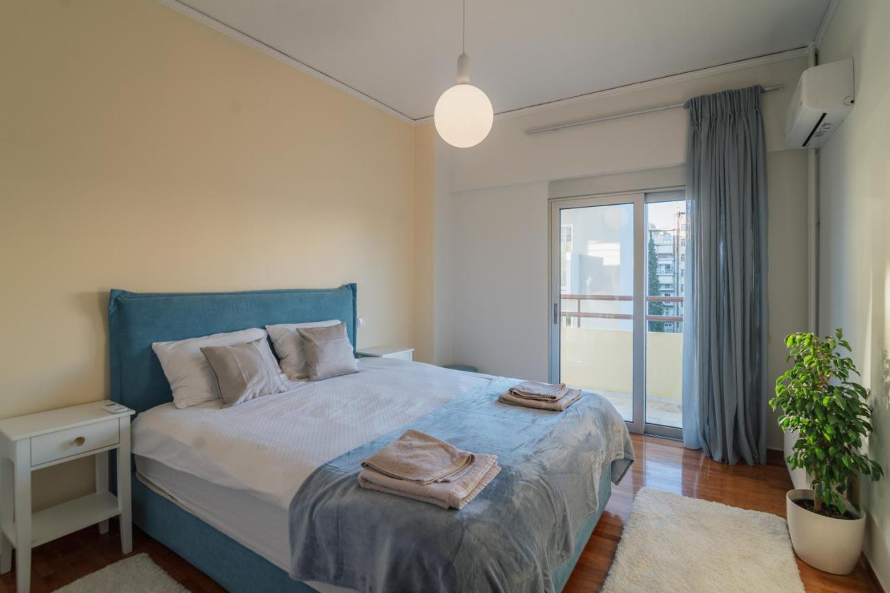 Sea Front Luxury Apartment Patras Extérieur photo